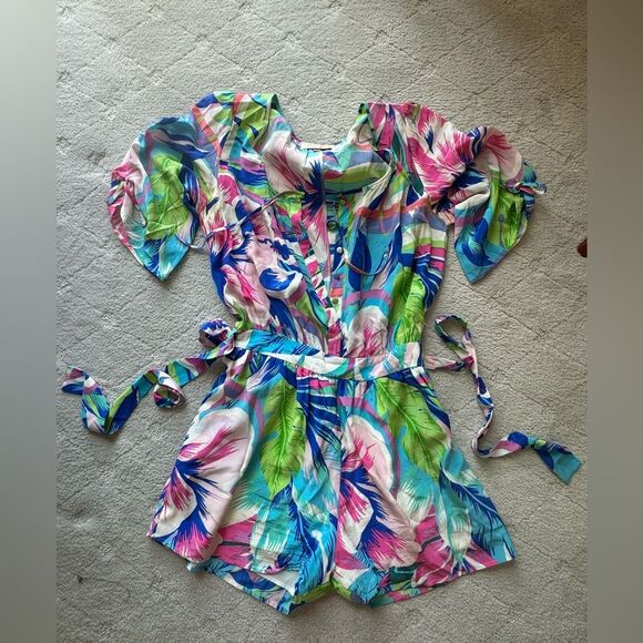 Yumi Kim 100% silk romper tropical  pockets, tie sleeves and button detail. L - Picture 14 of 16